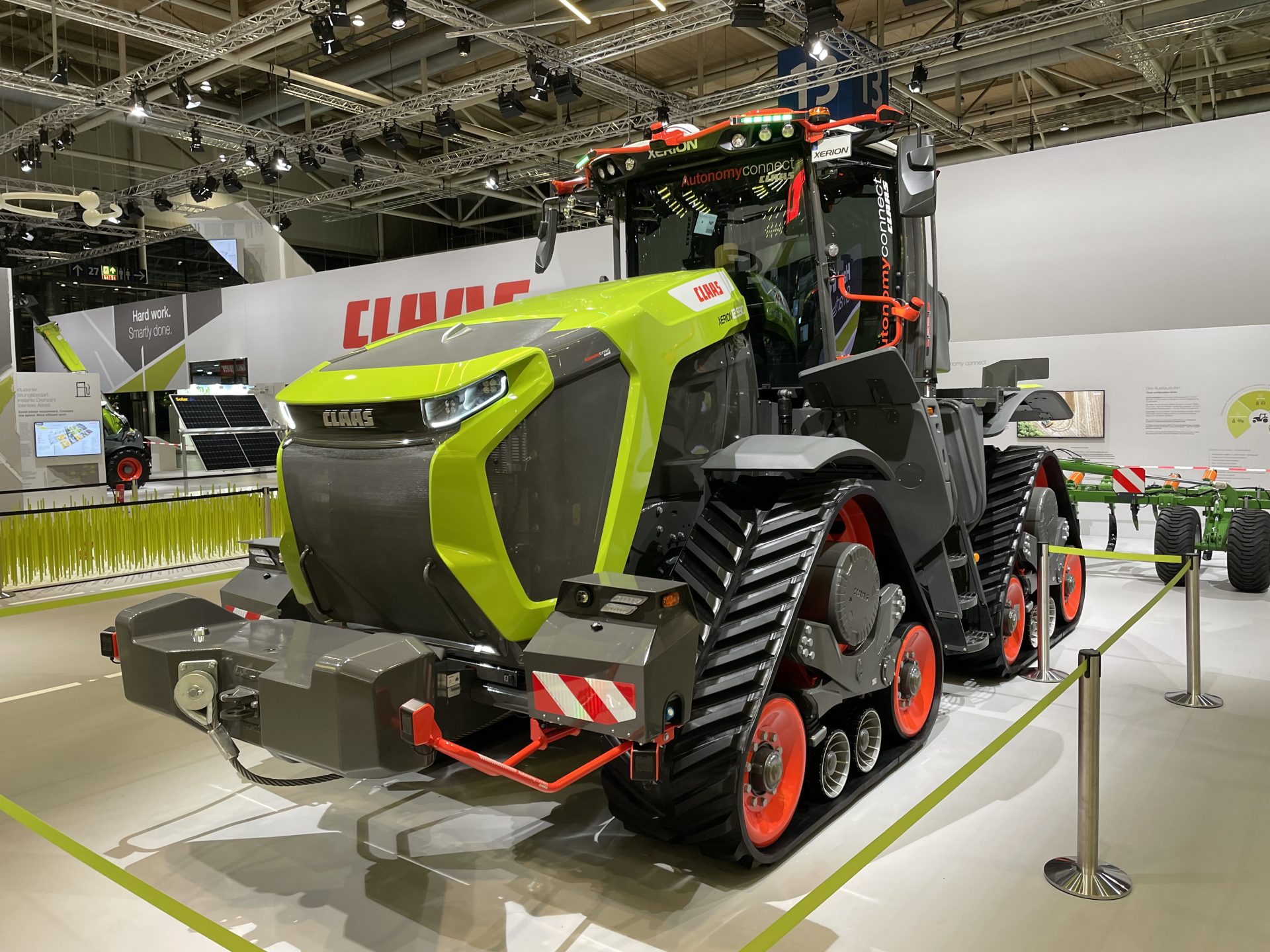 First autonomous Claas tractor