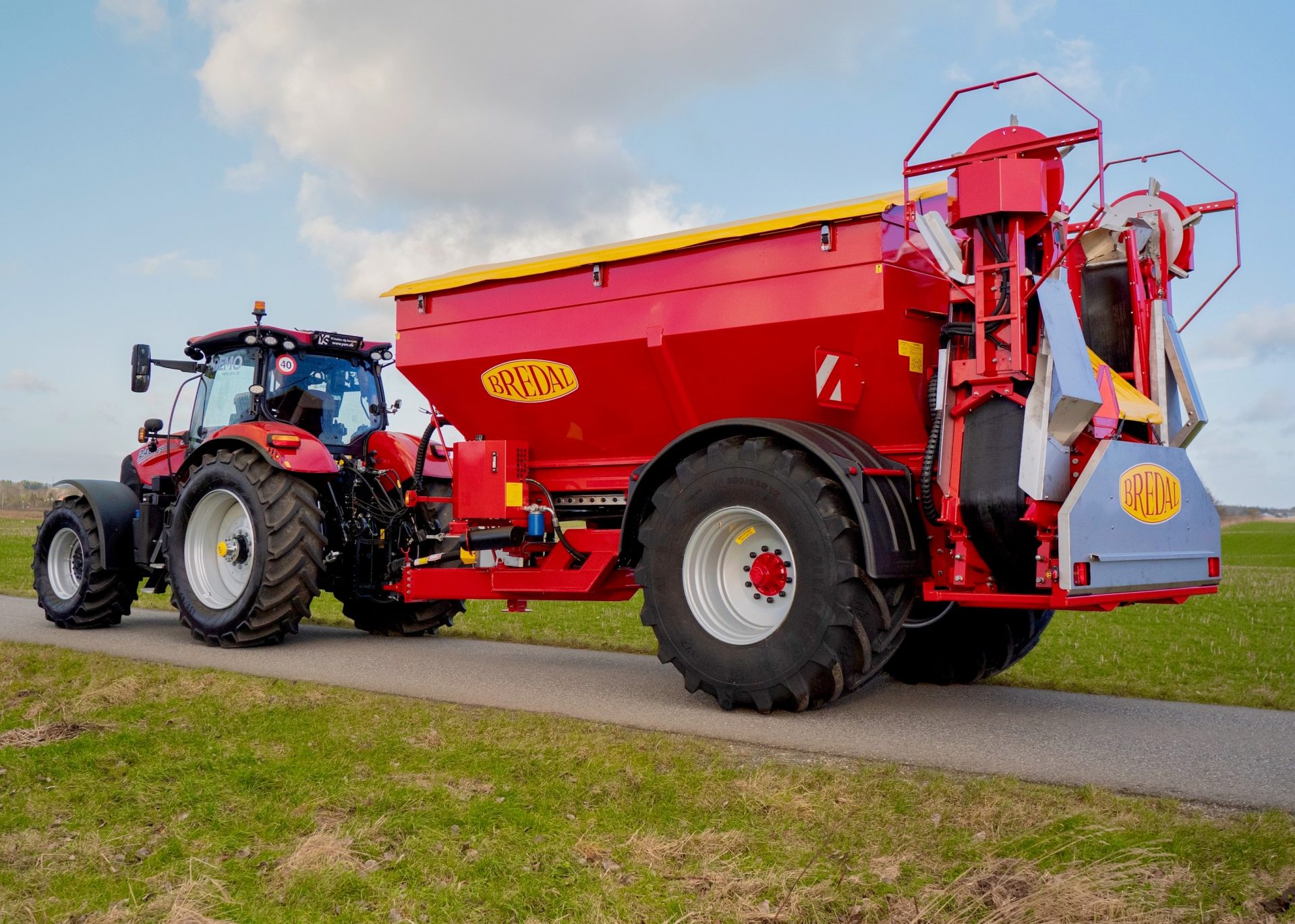 Larger tyres on latest Bredal spreader