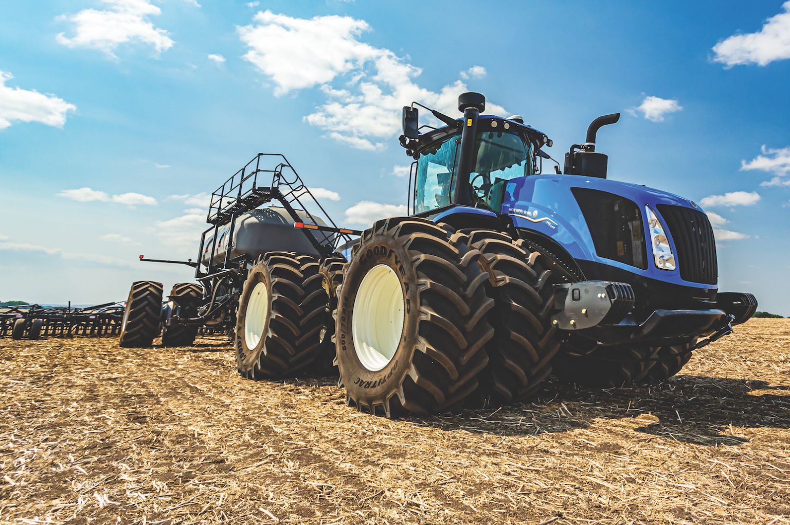 New Holland upgrades T9 Series