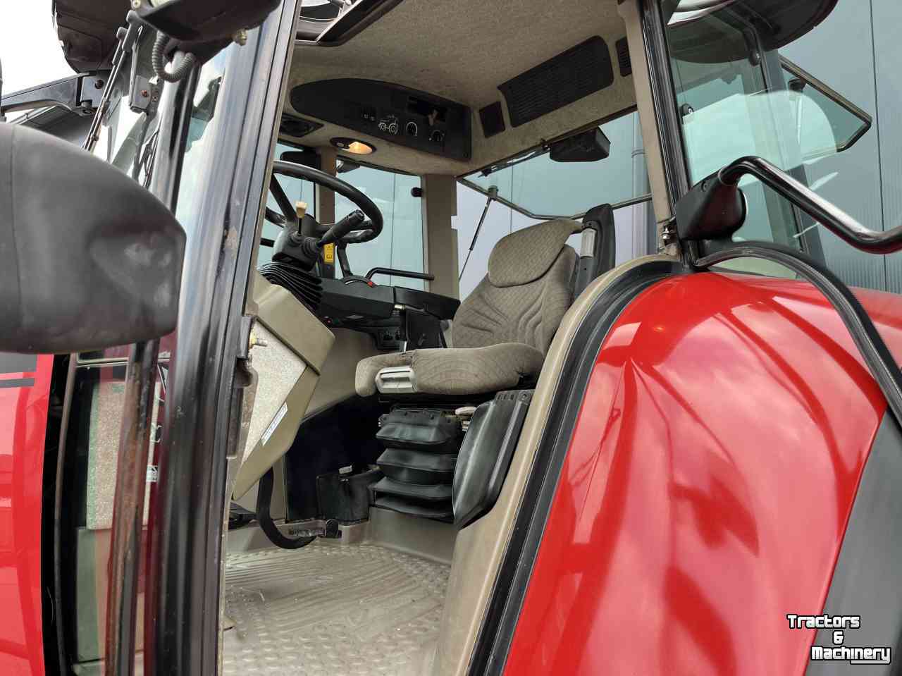 Tracteurs Case-IH CVX 150