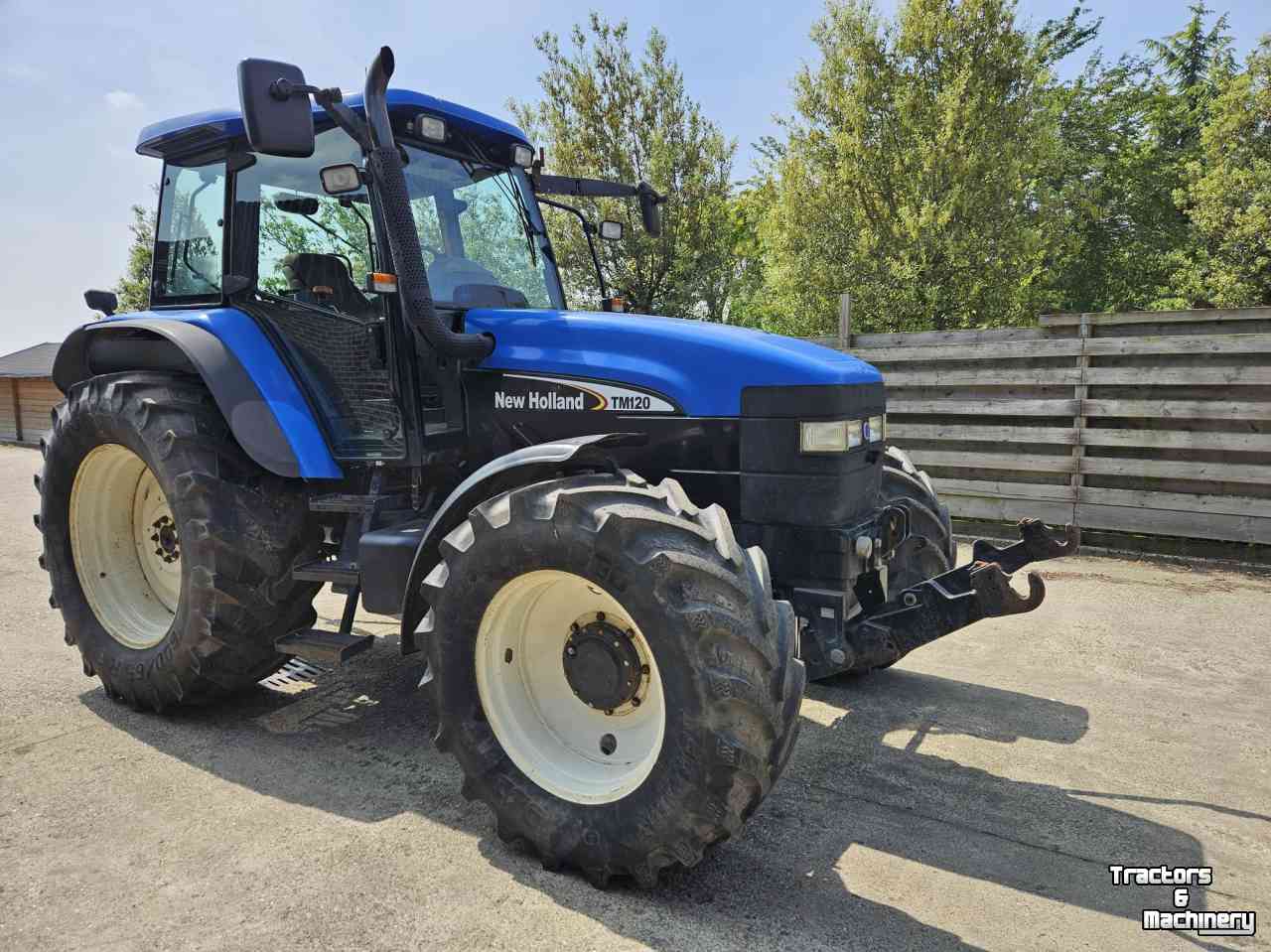 Tracteurs New Holland TM 120