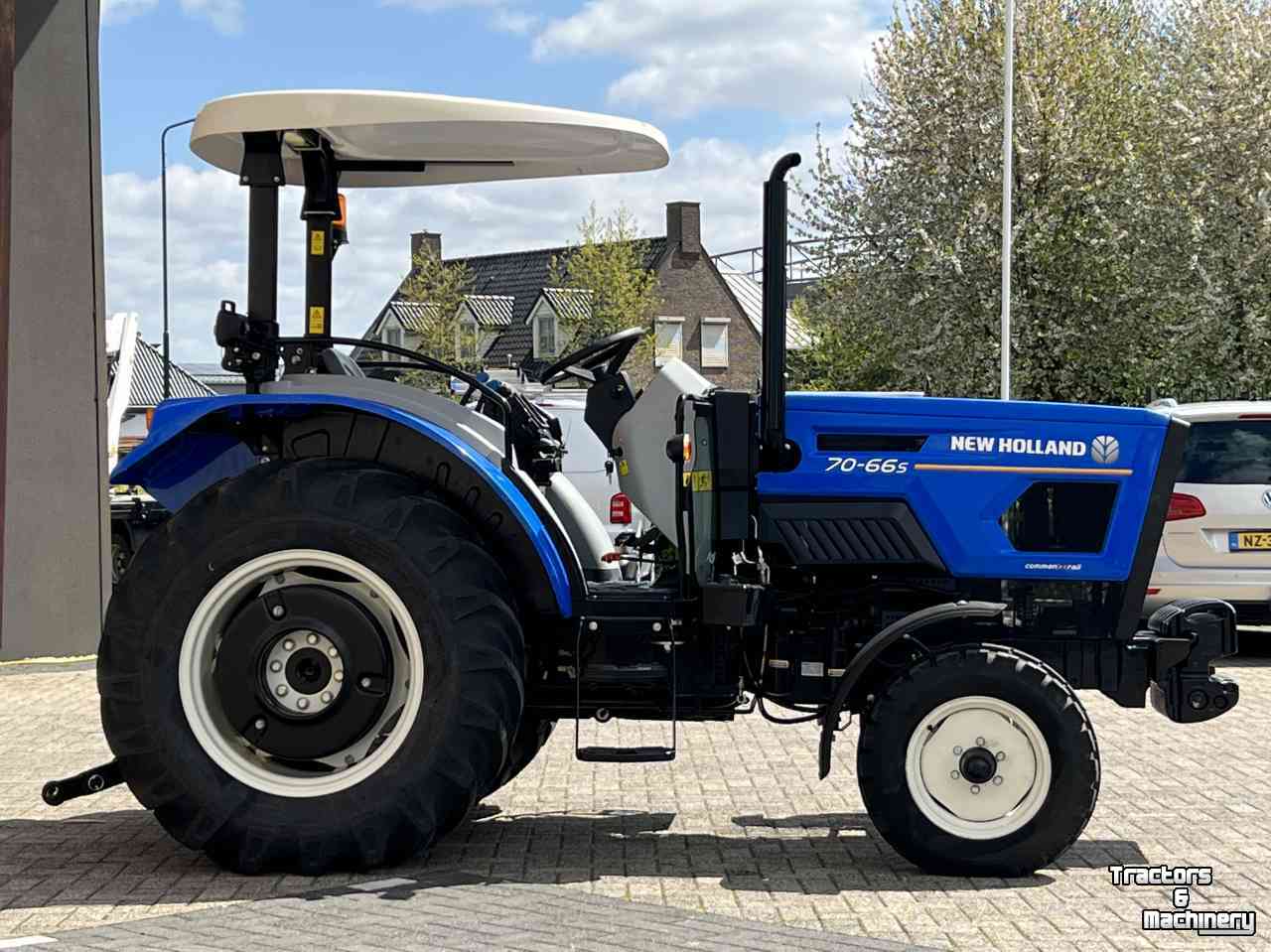 Tracteurs New Holland 70-66S 2WD  only Export Fiat Engine 8035-25