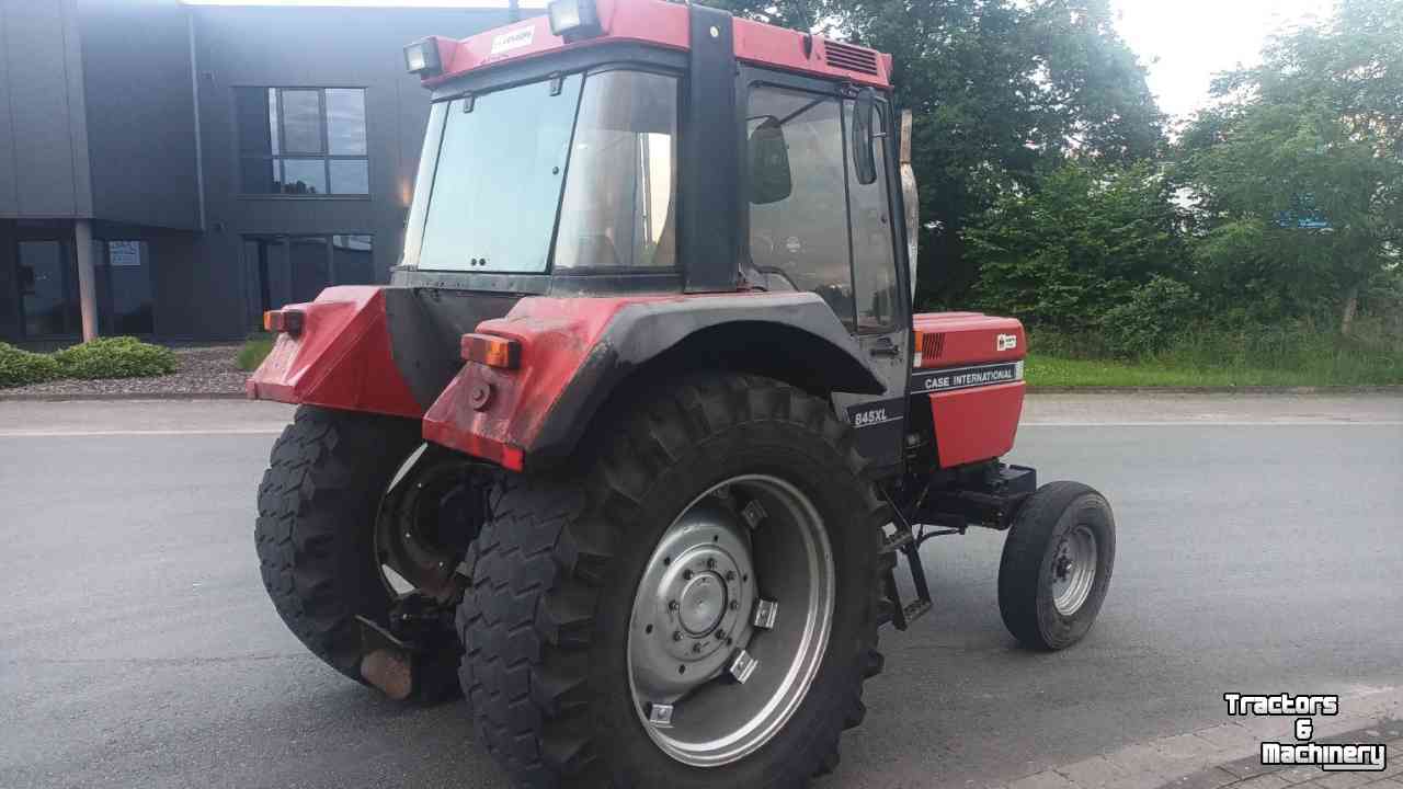 Tracteurs Case-IH 845 XL 2wd