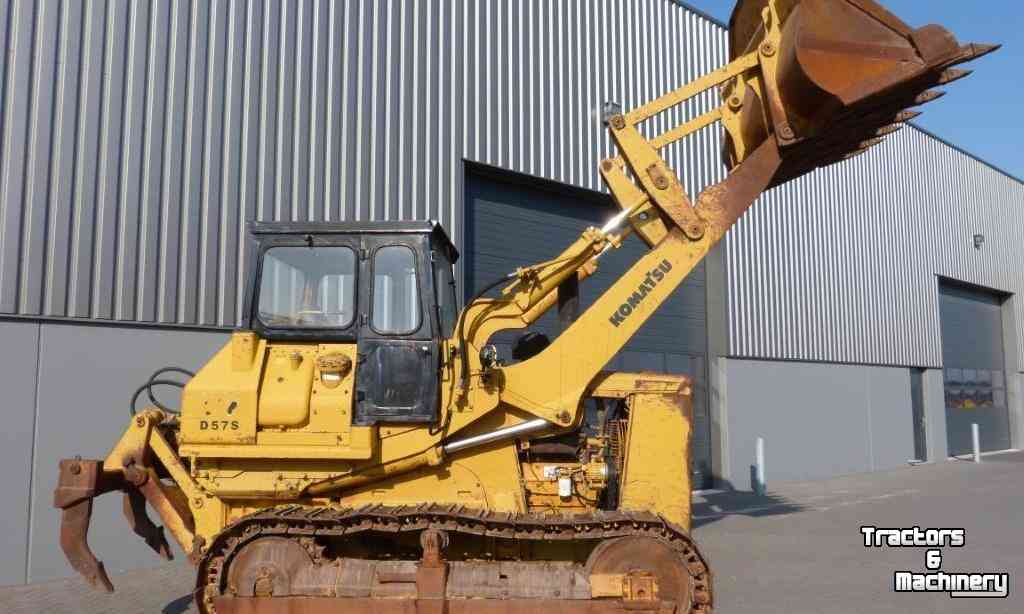 Chargeuse sur pneus Komatsu D57S Crawler Loader + Ripper