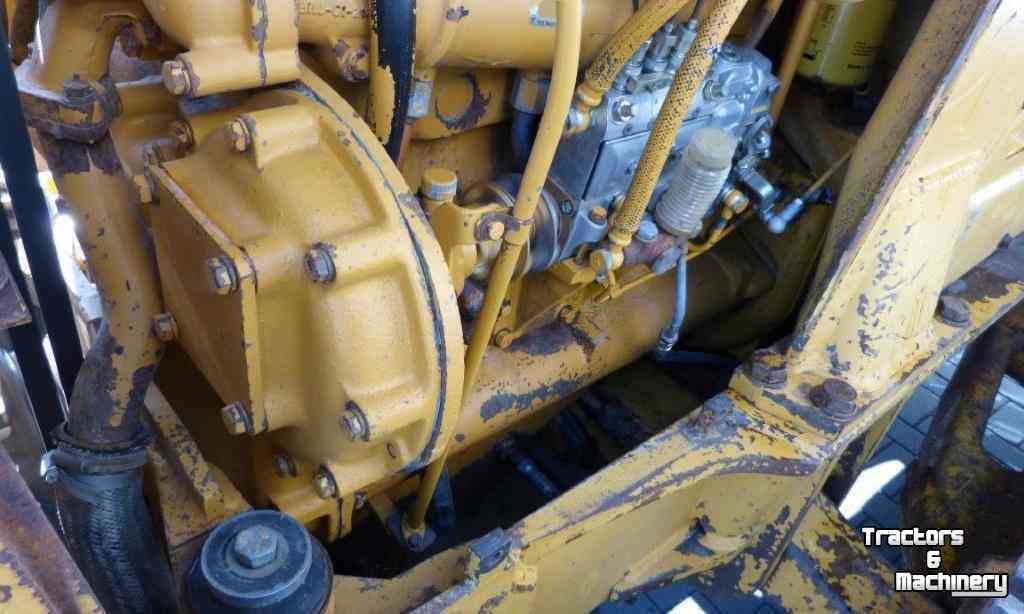 Chargeuse sur pneus Komatsu D57S Crawler Loader + Ripper