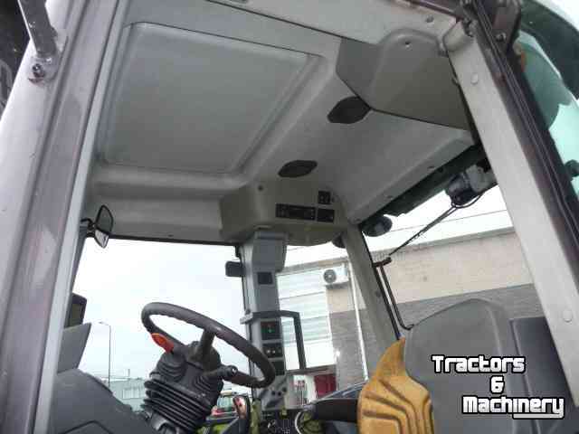 Tracteurs Claas ares 547atz