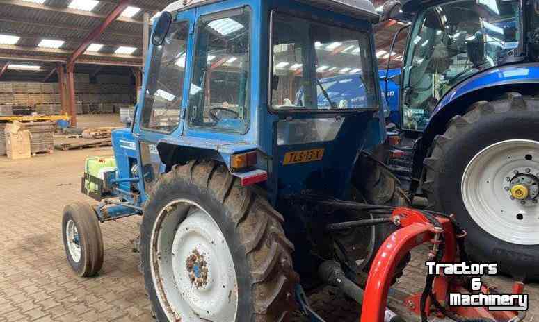 Tracteurs Ford 4600 2WD Tractor