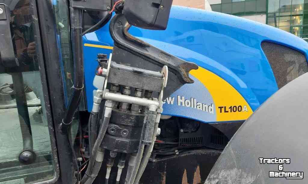 Tracteurs New Holland TL 100 A