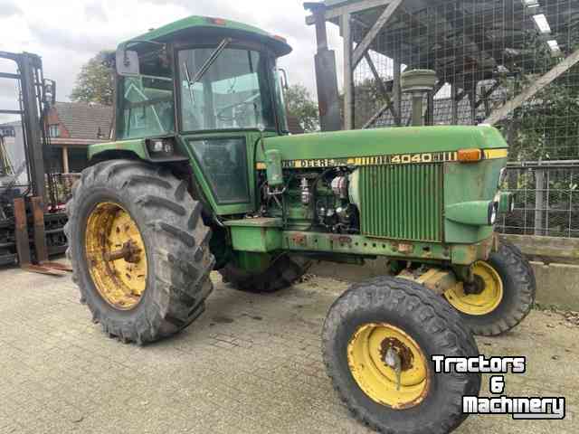 Tracteurs John Deere 4040 QR