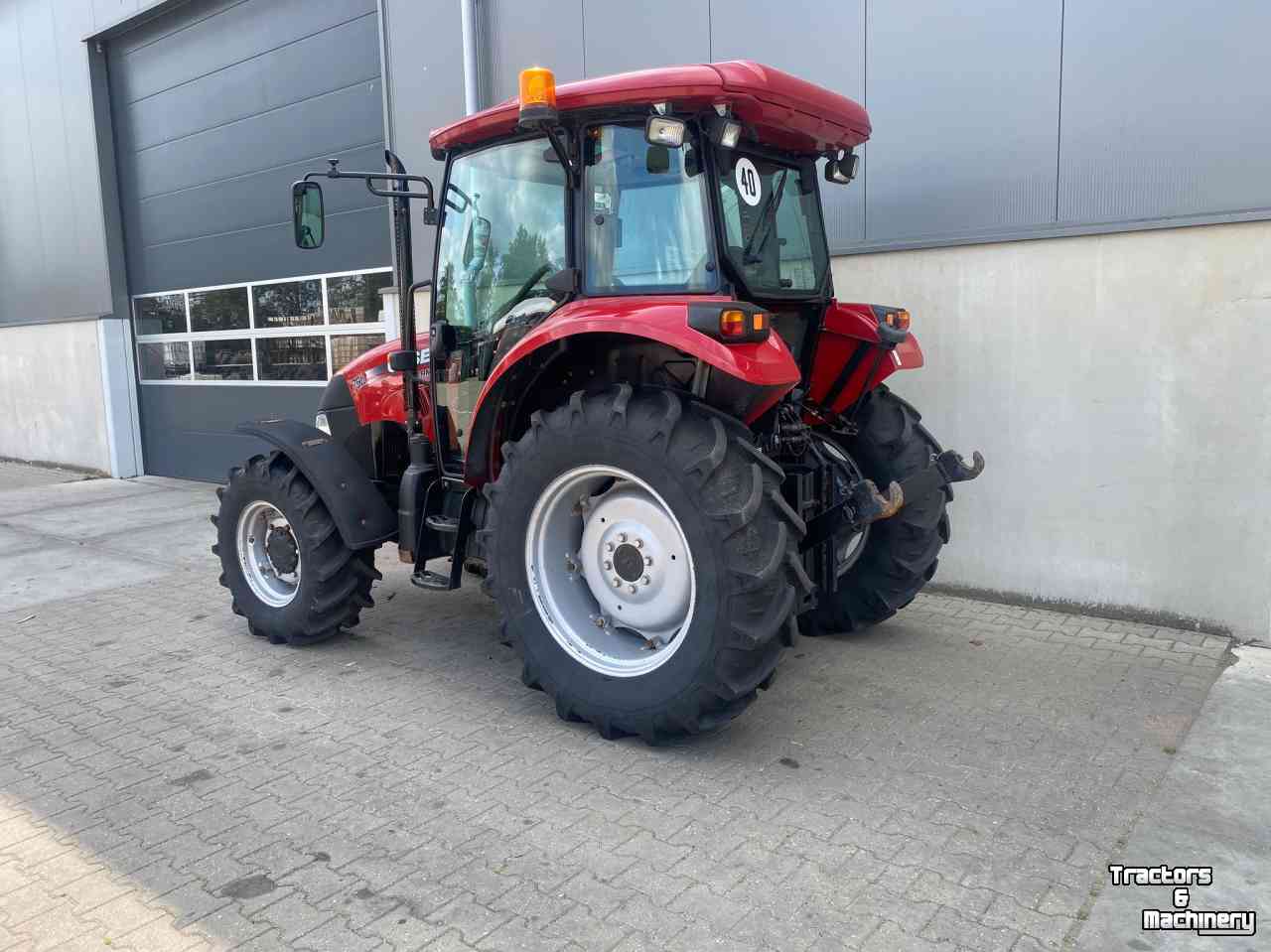 Tracteurs Case-IH Case IH Farmall 75A,  slechts 2200uur