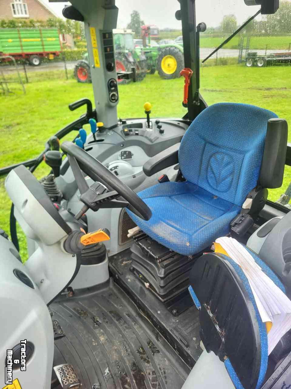 Tracteurs New Holland T4.85