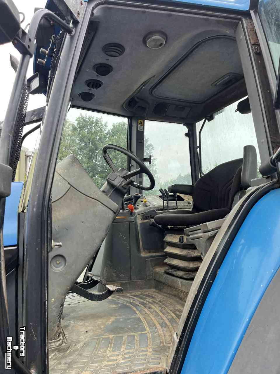 Tracteurs New Holland 8160 mechanical transmission