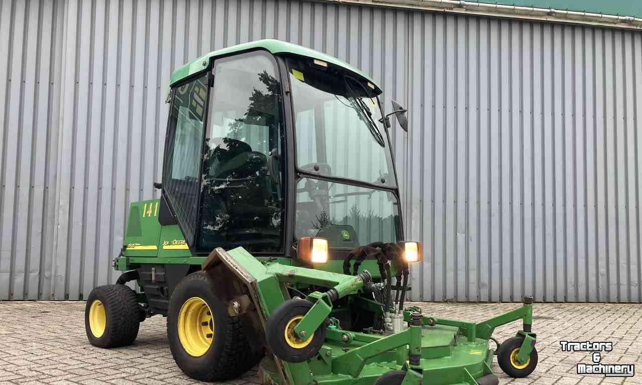 Faucheuse automotrice John Deere 1505 Professionele Zitmaaier