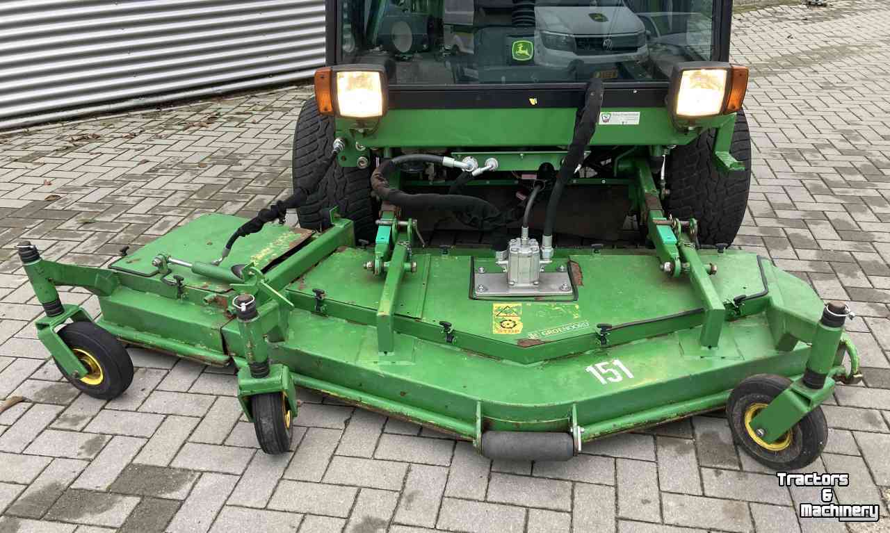 Faucheuse automotrice John Deere 1505 Professionele Zitmaaier