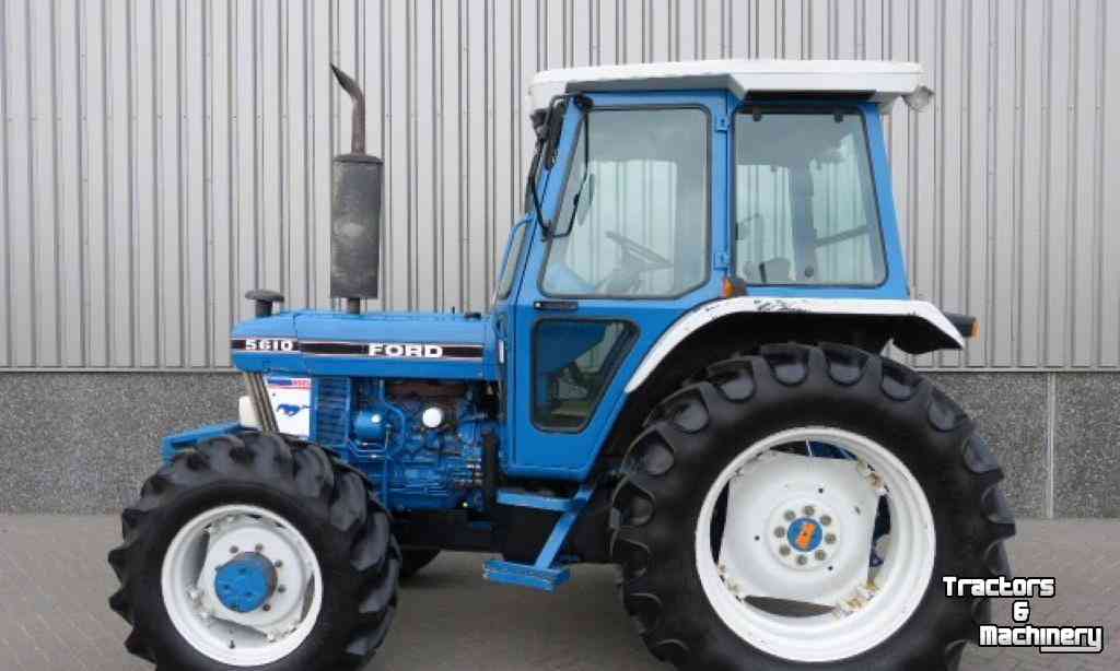 Tracteurs Ford 5610 4WD Tractor