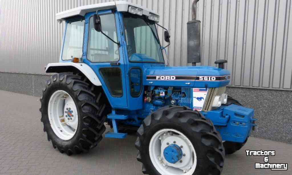 Tracteurs Ford 5610 4WD Tractor