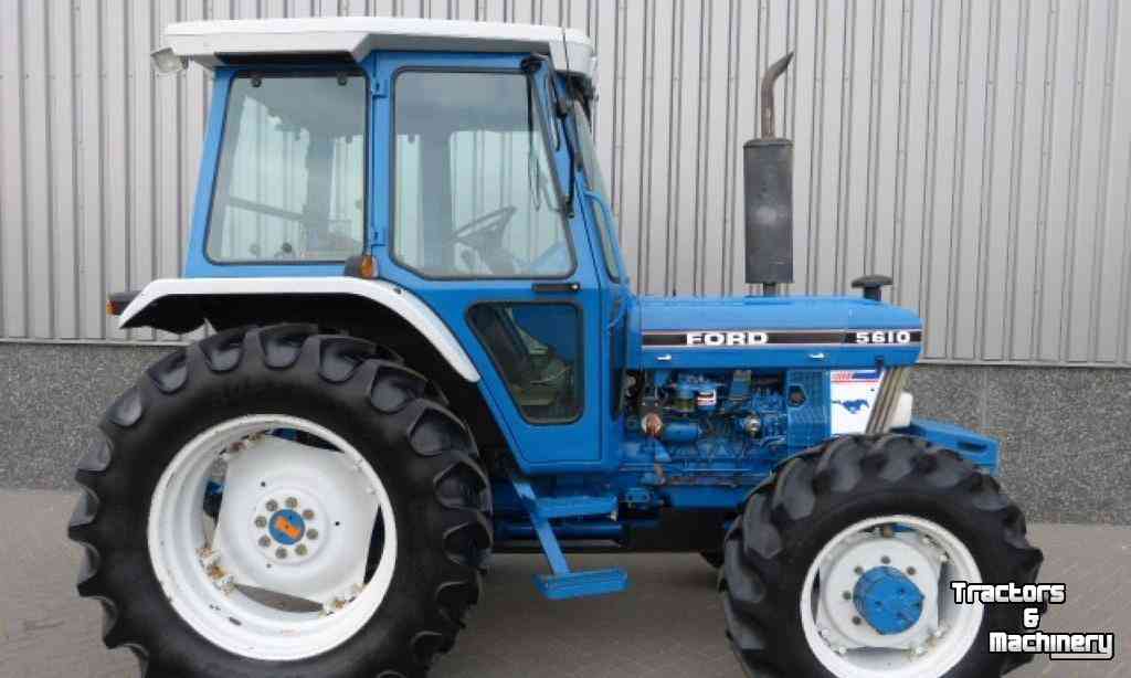 Tracteurs Ford 5610 4WD Tractor