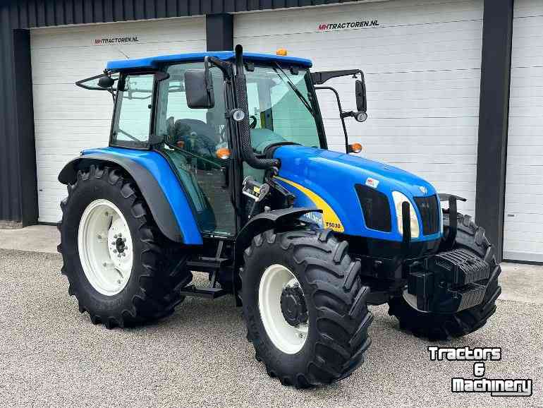 Tracteurs New Holland T5030
