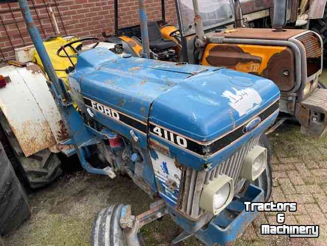 Tracteurs Ford 4110