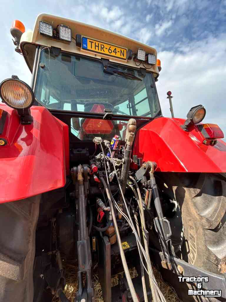 Tracteurs New Holland TVT 145 (Steyr kleuren)