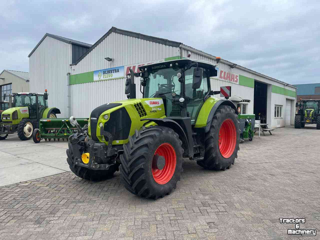 Tracteurs Claas Arion 660 Cebis C-Matic