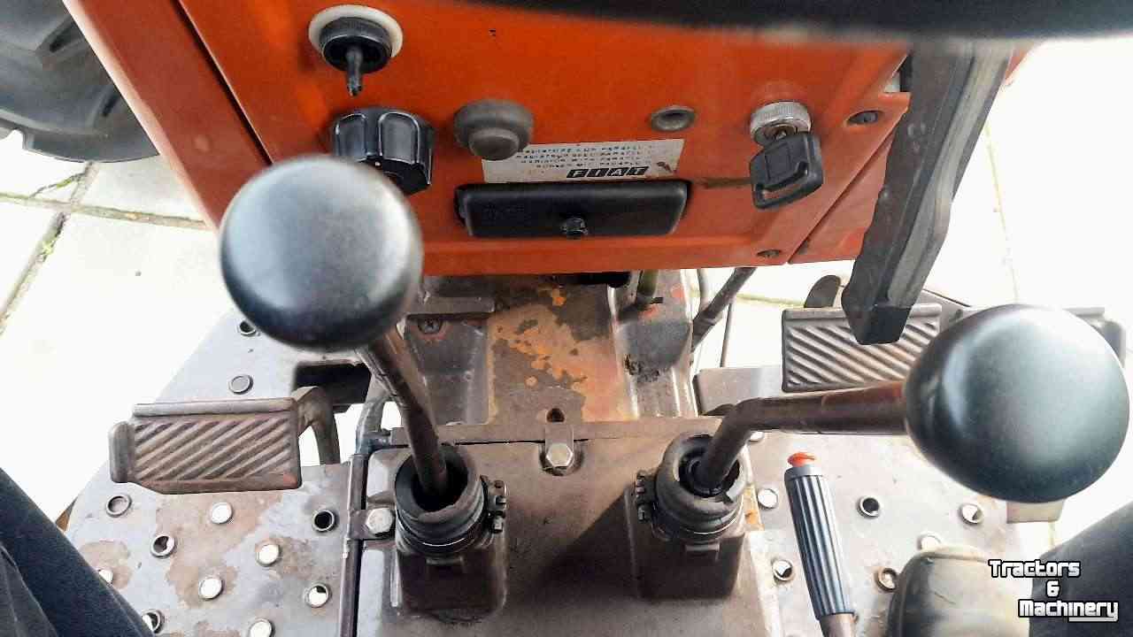 Tracteurs Fiat 60-66 DT