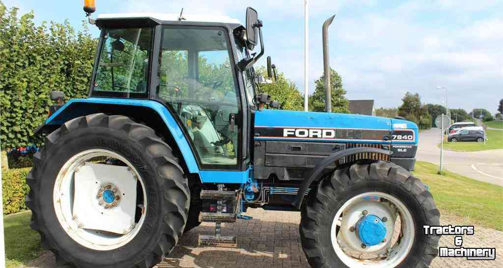 Tracteurs Ford 7840 SLE Tractor