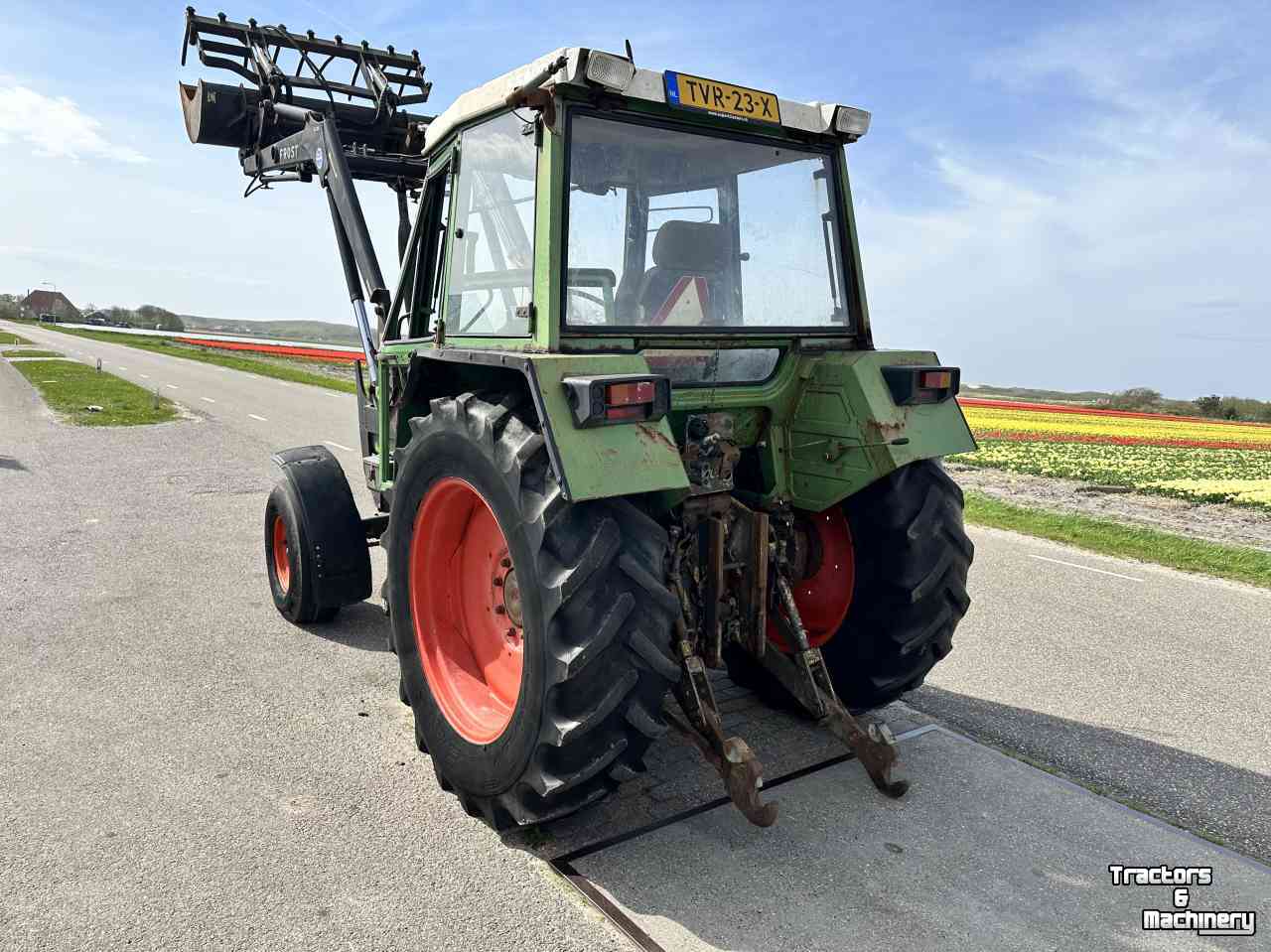 Tracteurs Fendt 305 LS