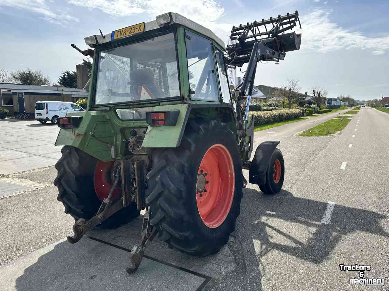 Tracteurs Fendt 305 LS