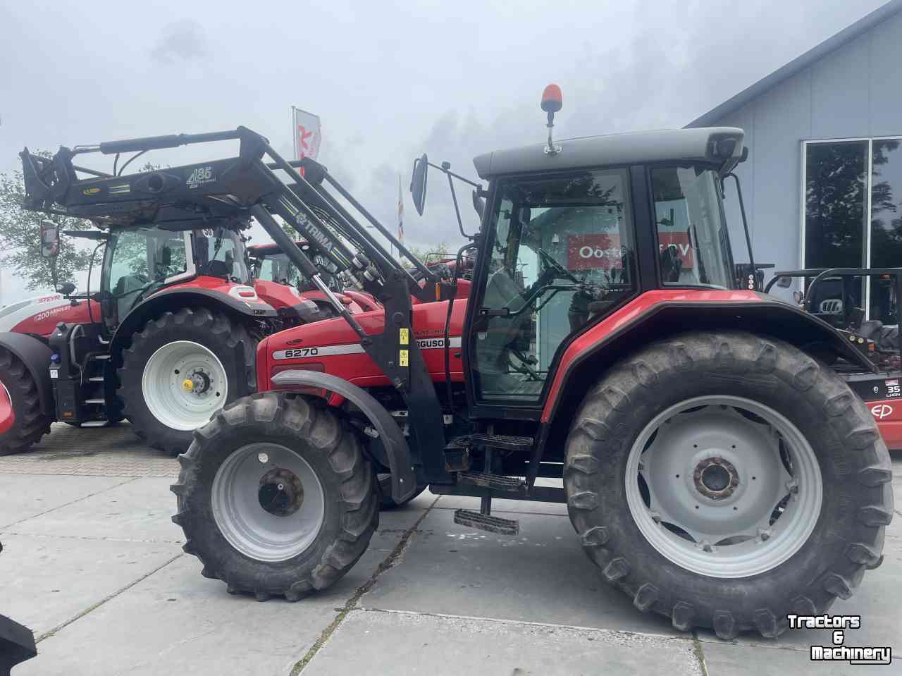 Tracteurs Massey Ferguson 6270 met voorlader