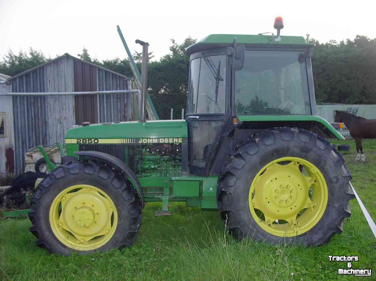 Tracteurs John Deere 2850