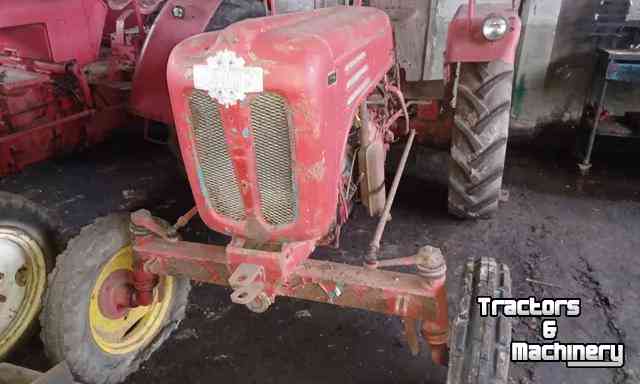 Tracteurs anciens Kramer KW 160 BG1 Oldtimer