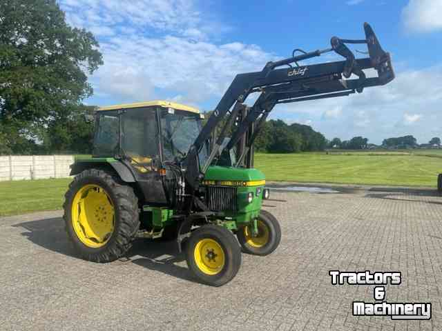 Tracteurs John Deere 1850 + frontlader