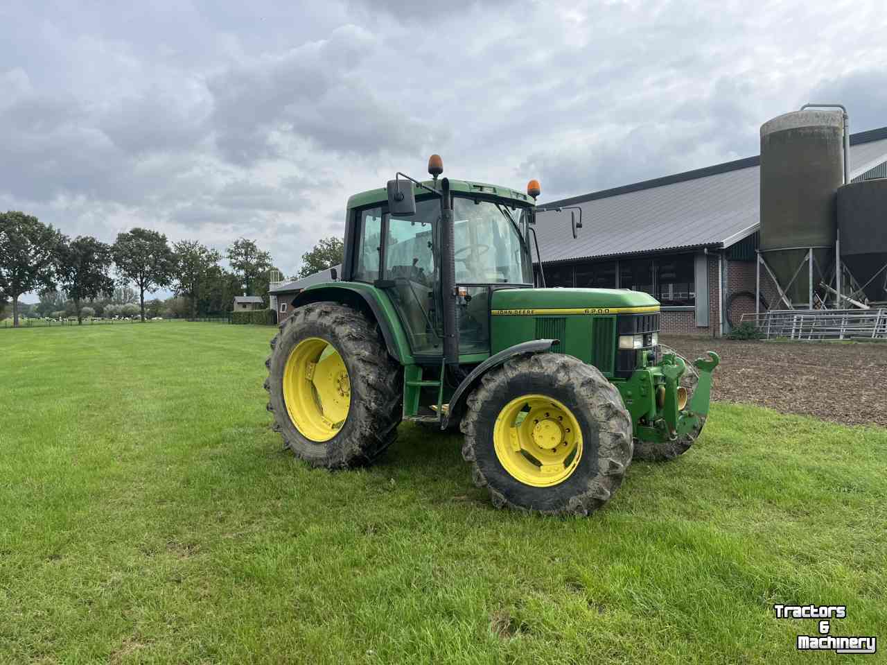 Tracteurs John Deere 6200