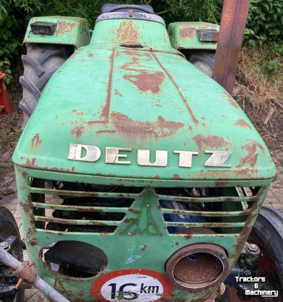 Tracteurs Deutz-Fahr D4006