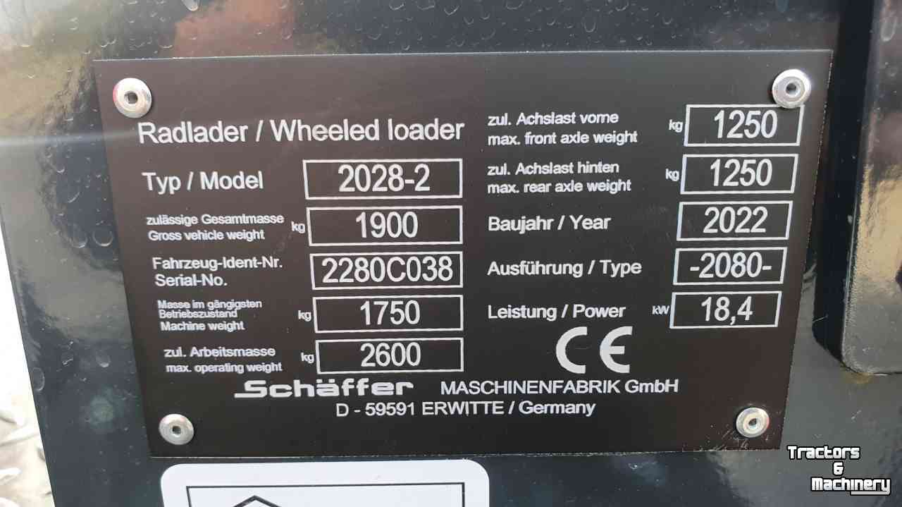 Chargeuse sur pneus Schäffer 2028-2