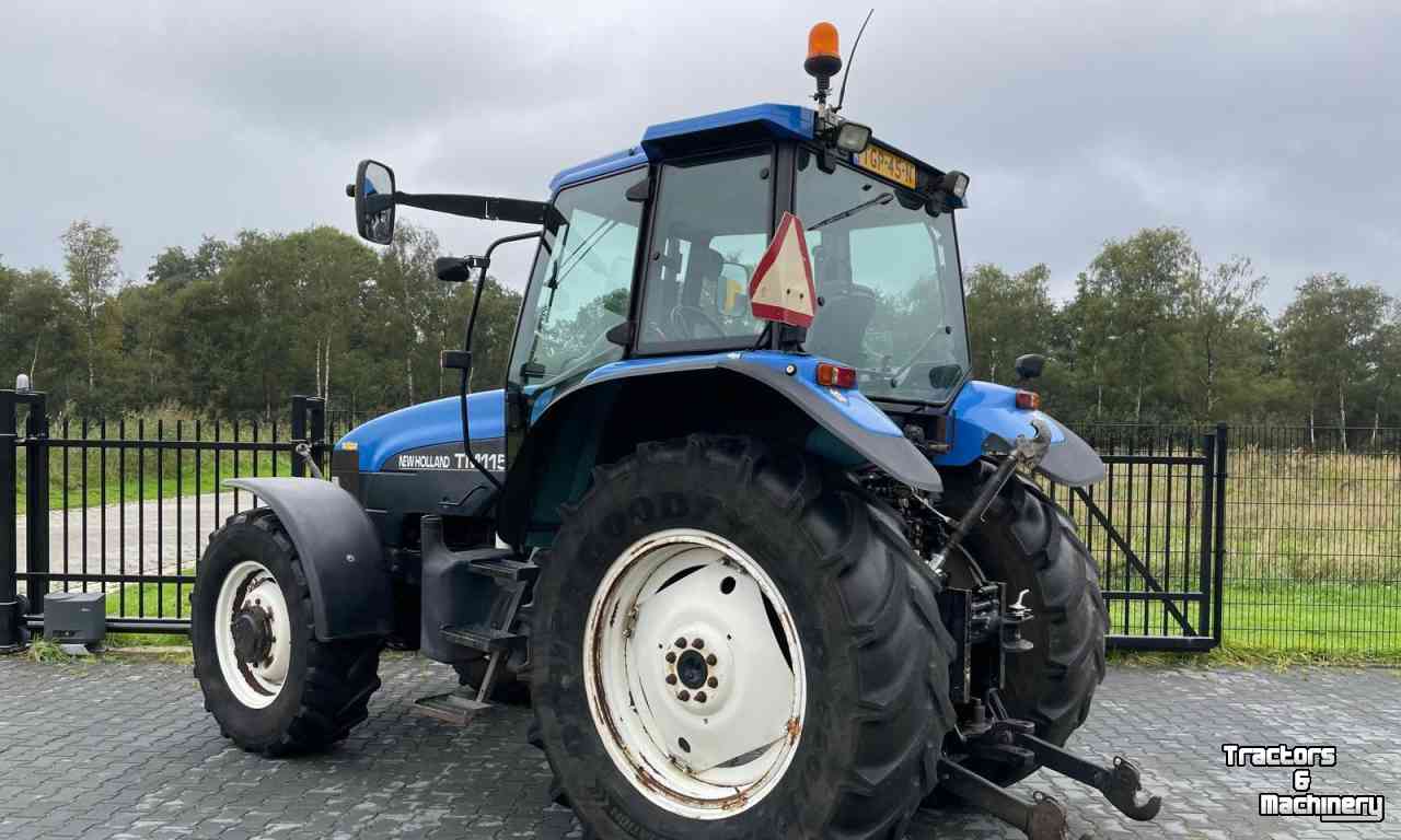 Tracteurs New Holland TM 115 PC Tractor