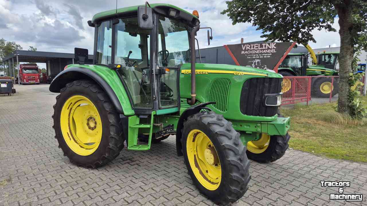 Tracteurs John Deere 6120 SE met kruip en maar 4850uur!!