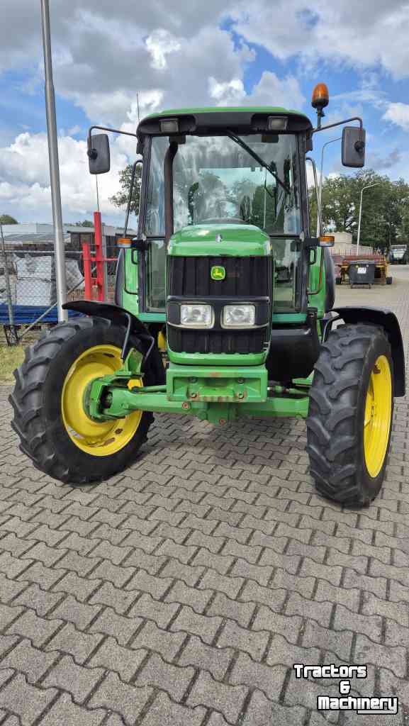 Tracteurs John Deere 6120 SE met kruip en maar 4850uur!!