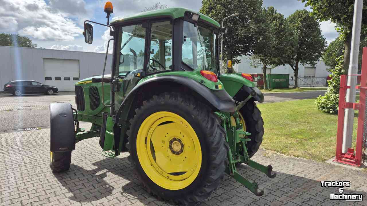 Tracteurs John Deere 6120 SE met kruip en maar 4850uur!!