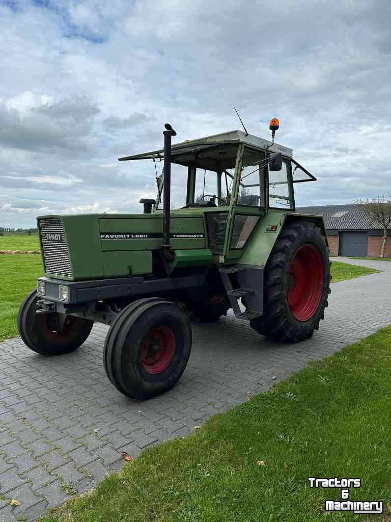 Tracteurs Fendt Favorit 611 LS