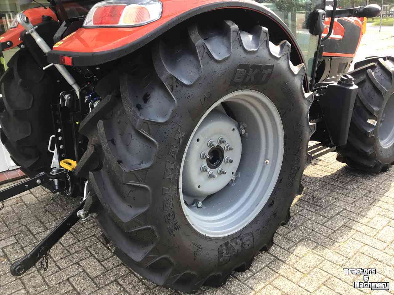 Tracteurs Same Dorado 80 superkruip