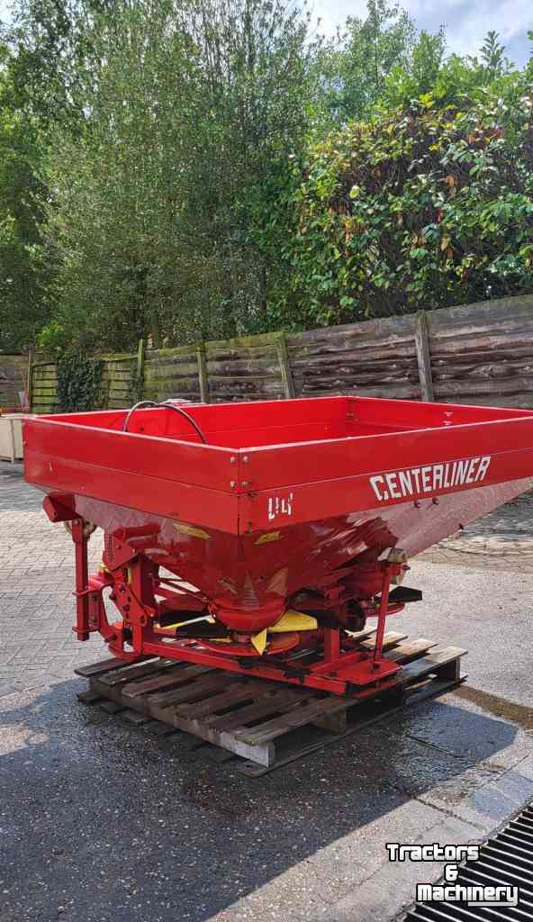 Distributeur d&#8216;engrais Lely Centerliner SE Kunstmeststrooier