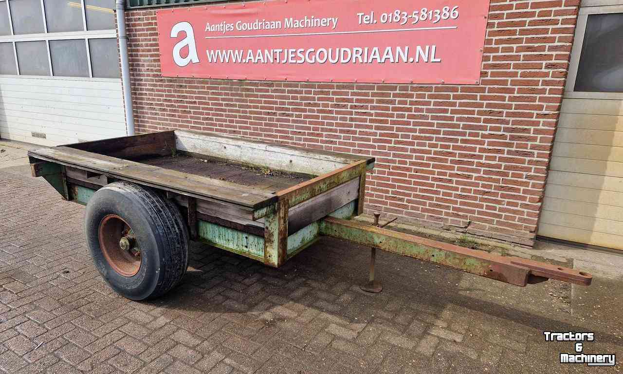 Benne agricole  Aanhanger / Aanhangwagen / Werktuigentransportwagen