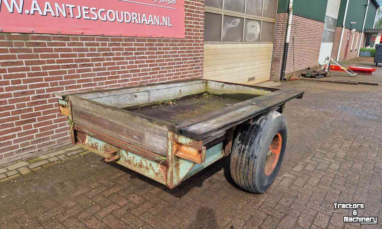 Benne agricole  Aanhanger / Aanhangwagen / Werktuigentransportwagen