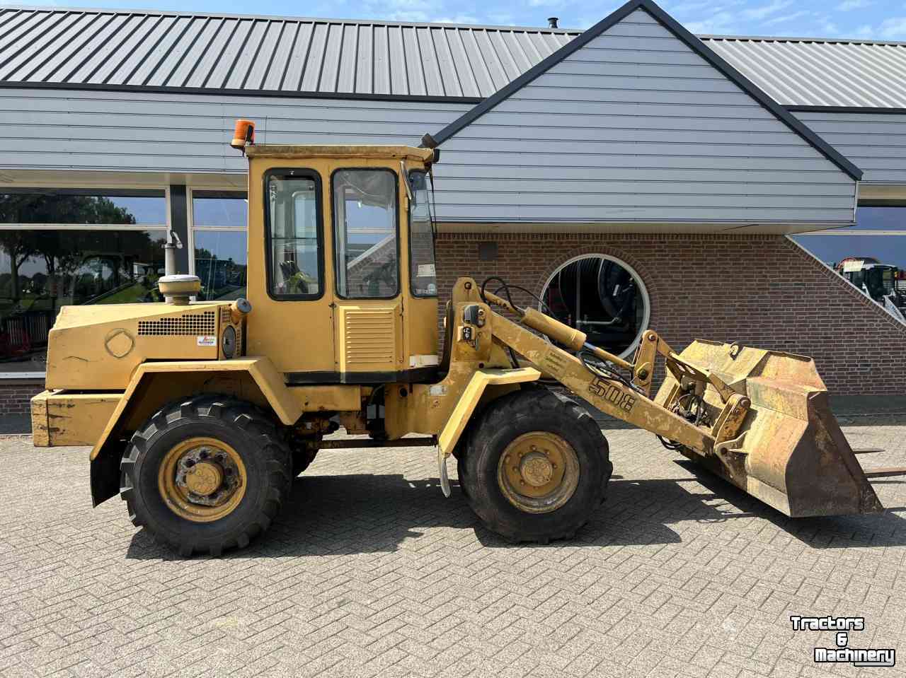 Chargeuse sur pneus Liebherr L 508