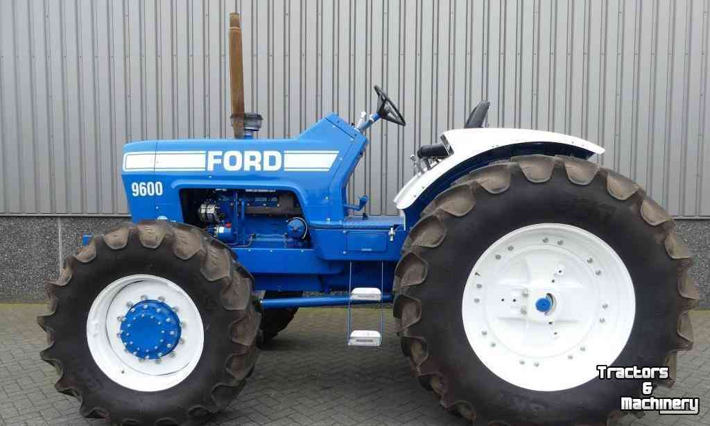 Tracteurs Ford 9600 4WD Tractor