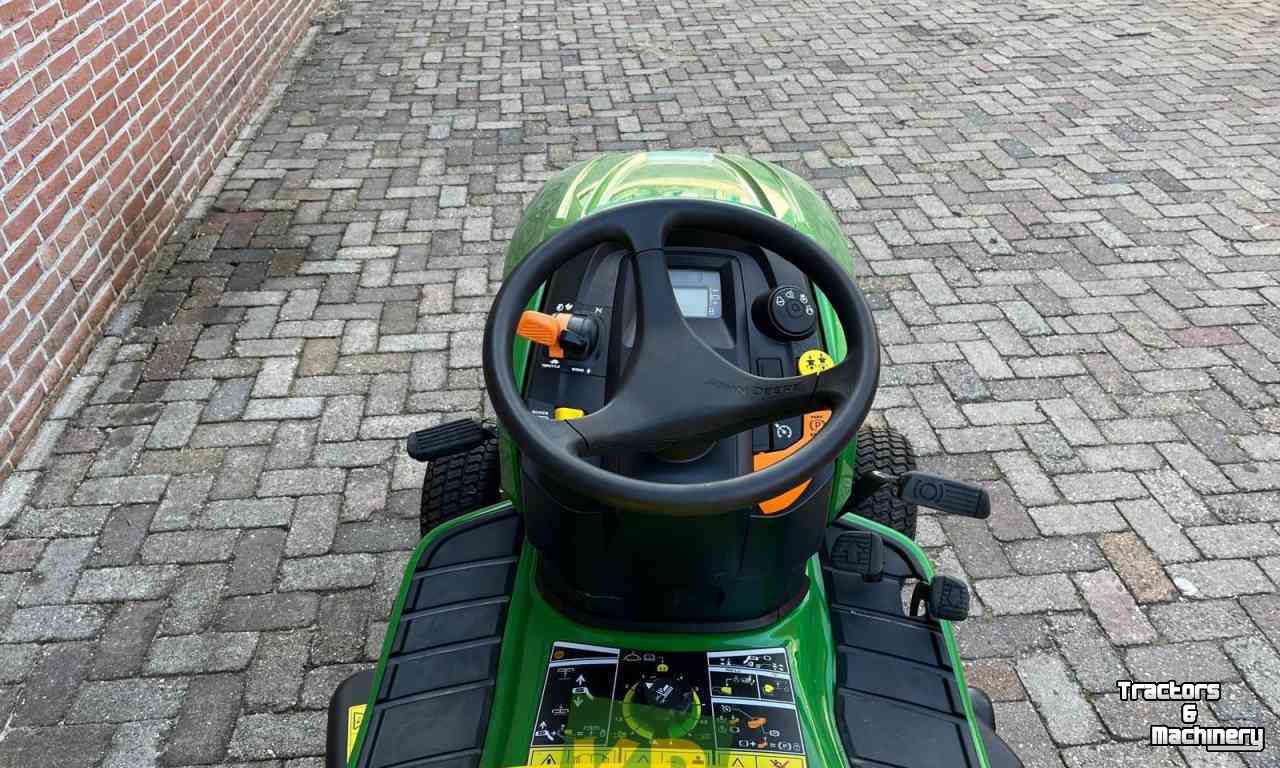 Faucheuse automotrice John Deere X350R Zitmaaier