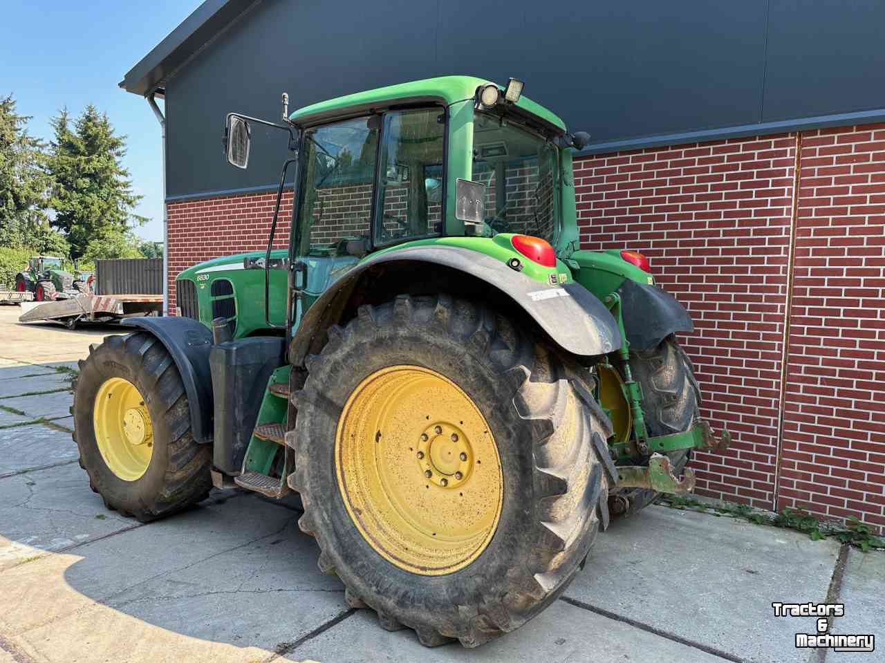 Tracteurs John Deere 6830