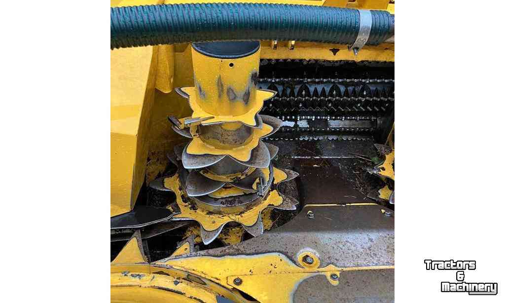 Maisbec New Holland 600 BFIE Maisbek / Maize header